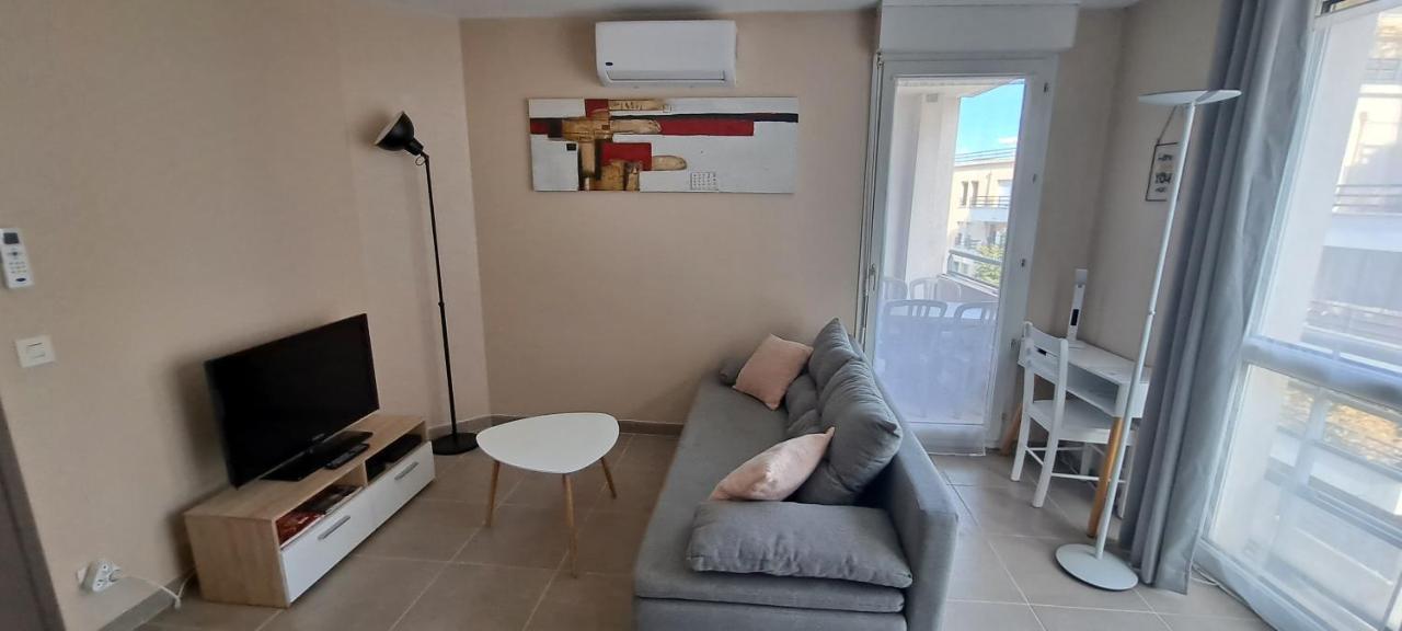 Appart T2 Standing Tout Confort Avec Balcon - Parking En Option Лион Экстерьер фото